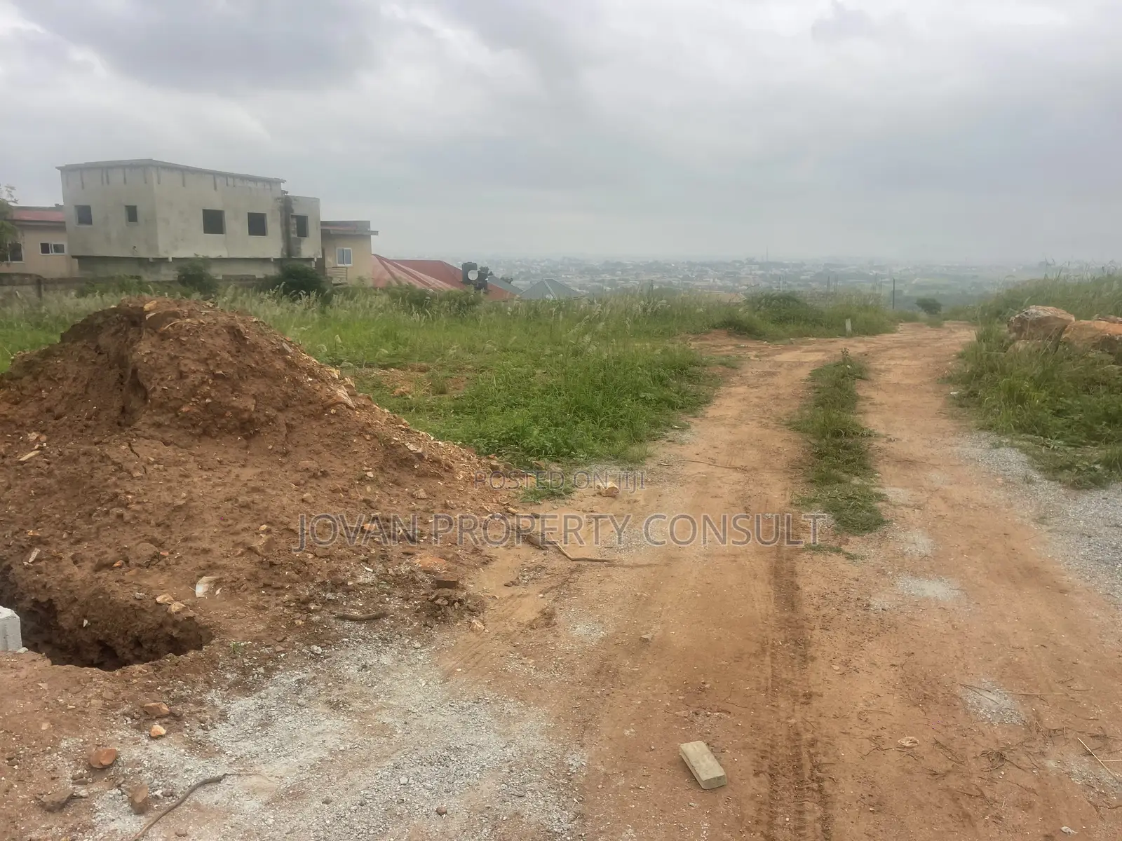 Half Plot for Sale at Acp 350,000 Cedis Land Title