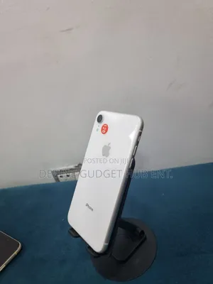 New Apple iPhone XR 128 GB White