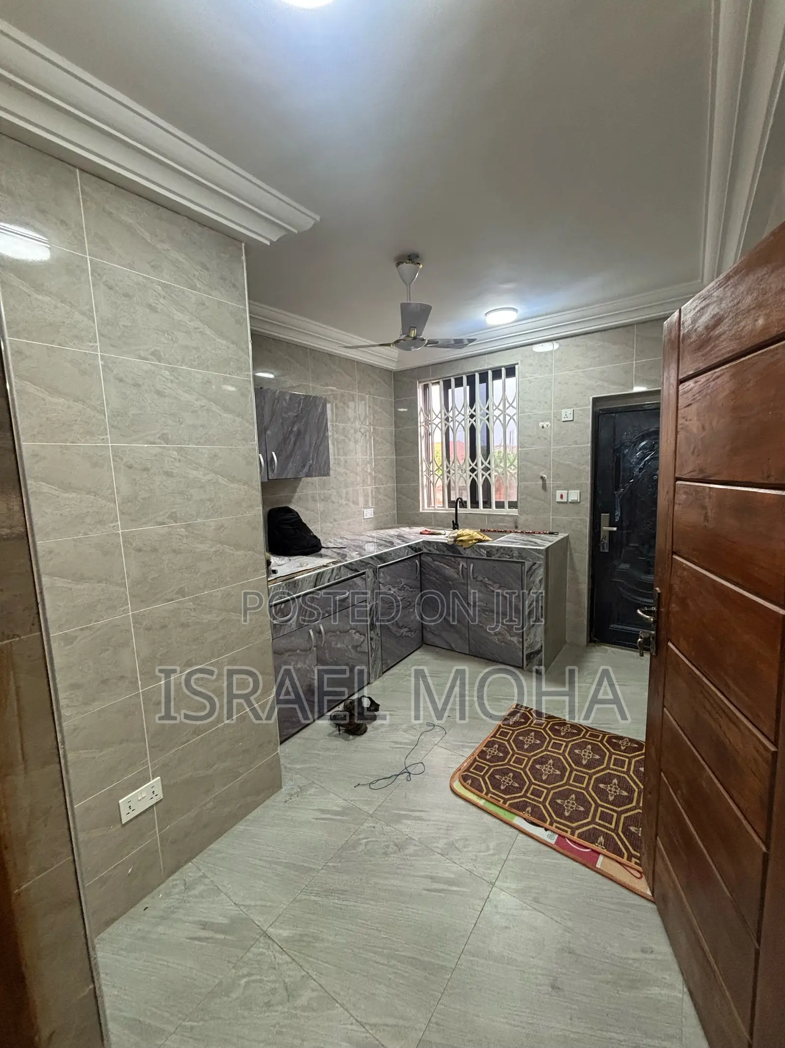 3bdrm Apartment in Community 8 Police, Lake Side Estate for rent