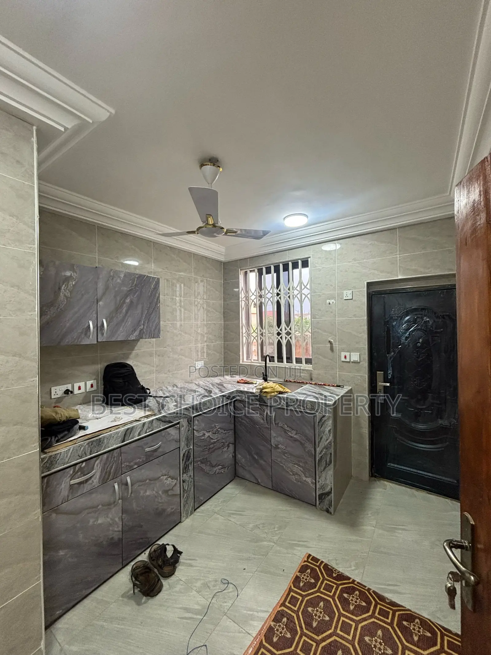 3bdrm Apartment in Community 8 Police, Lake Side Estate for rent