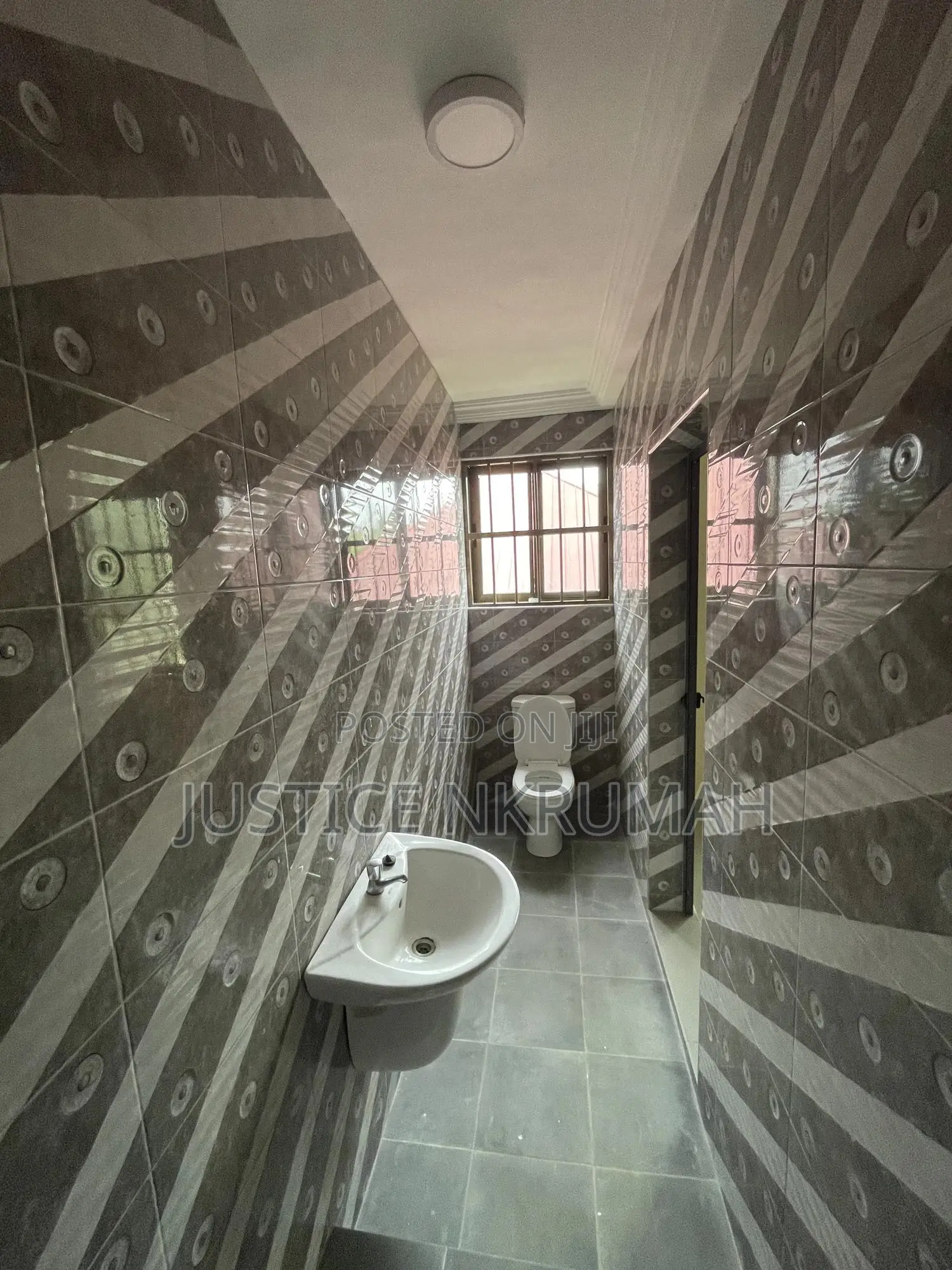 Furnished 2bdrm Apartment in Mr Justice Estate, Old Barrier for rent