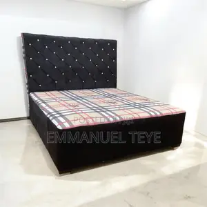 Quality Queen in Built Bed(Made With 10 Inch High Density)