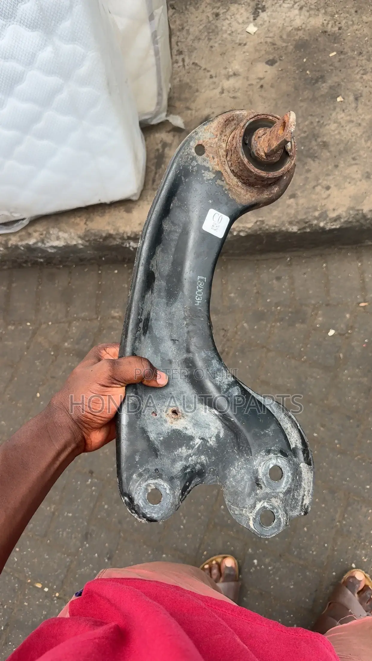 Honda Civic 2016,2017,2018,2019 Trailing Arm/Trilly Arm.