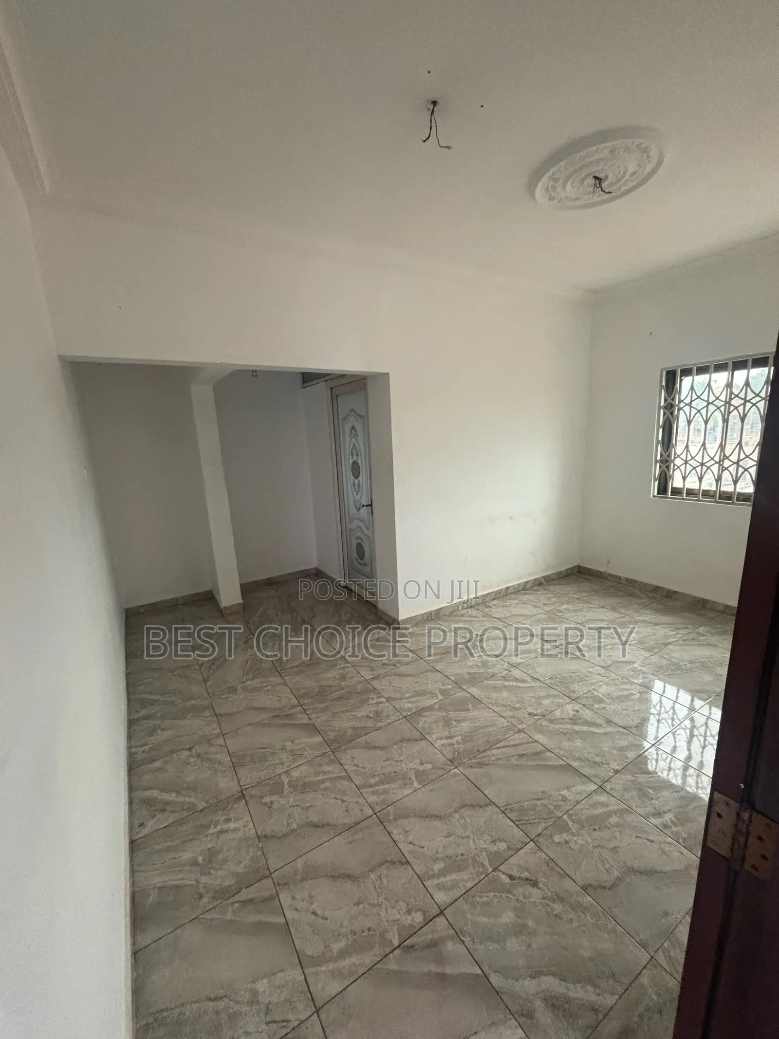 1bdrm Apartment in Adenta Survive, Frafraha for rent