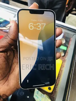 Apple iPhone 13 128 GB White