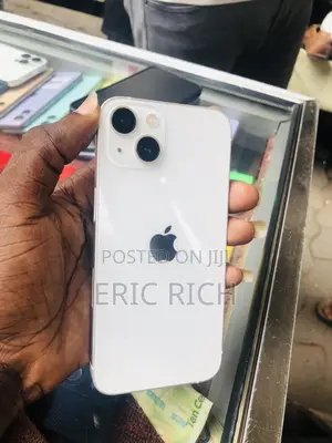 Apple iPhone 13 128 GB White