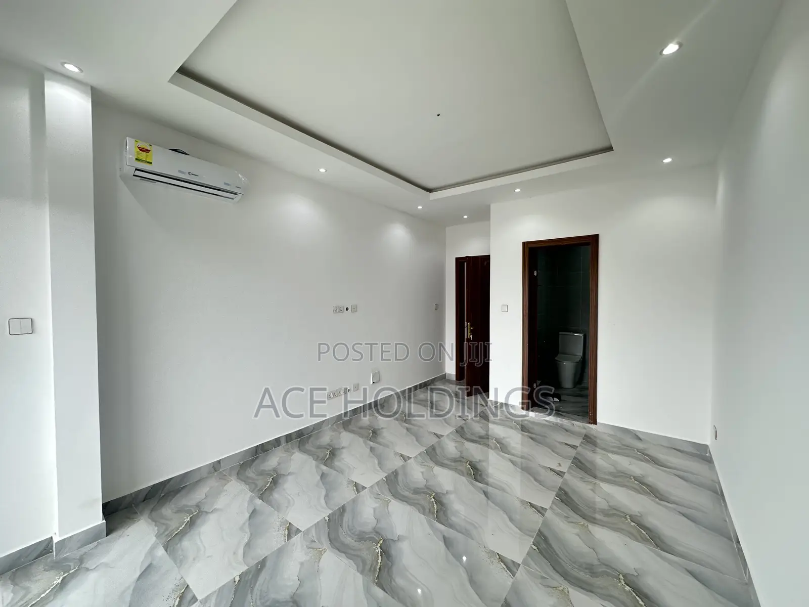 2bdrm Townhouse/Terrace in Nmai Dzorn for sale