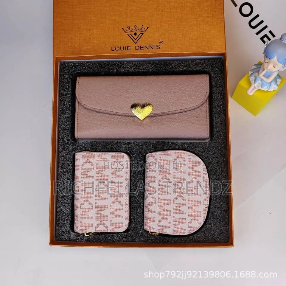 Ladies Boxed Purse Available