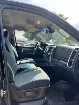 Dodge RAM 1500 5.7 Petrol AWD 2021 Black