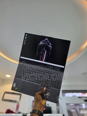New Laptop Lenovo Legion 5 16GB AMD Ryzen 7 SSD 1T