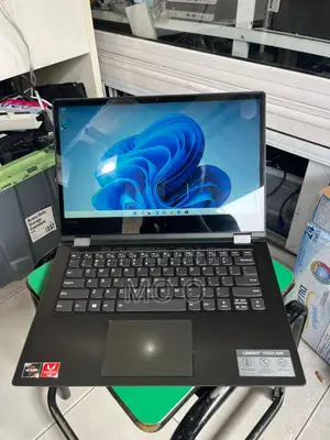 Laptop Lenovo Yoga 700 8GB AMD Ryzen 3 SSD 128GB