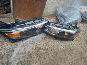 Chevrolet Malibu 2015 Headlight Pair