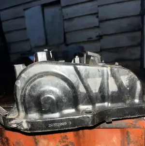 Honda Accord/CRV 2014,2015,2016 Etc 2.4l Engine Valve Cover