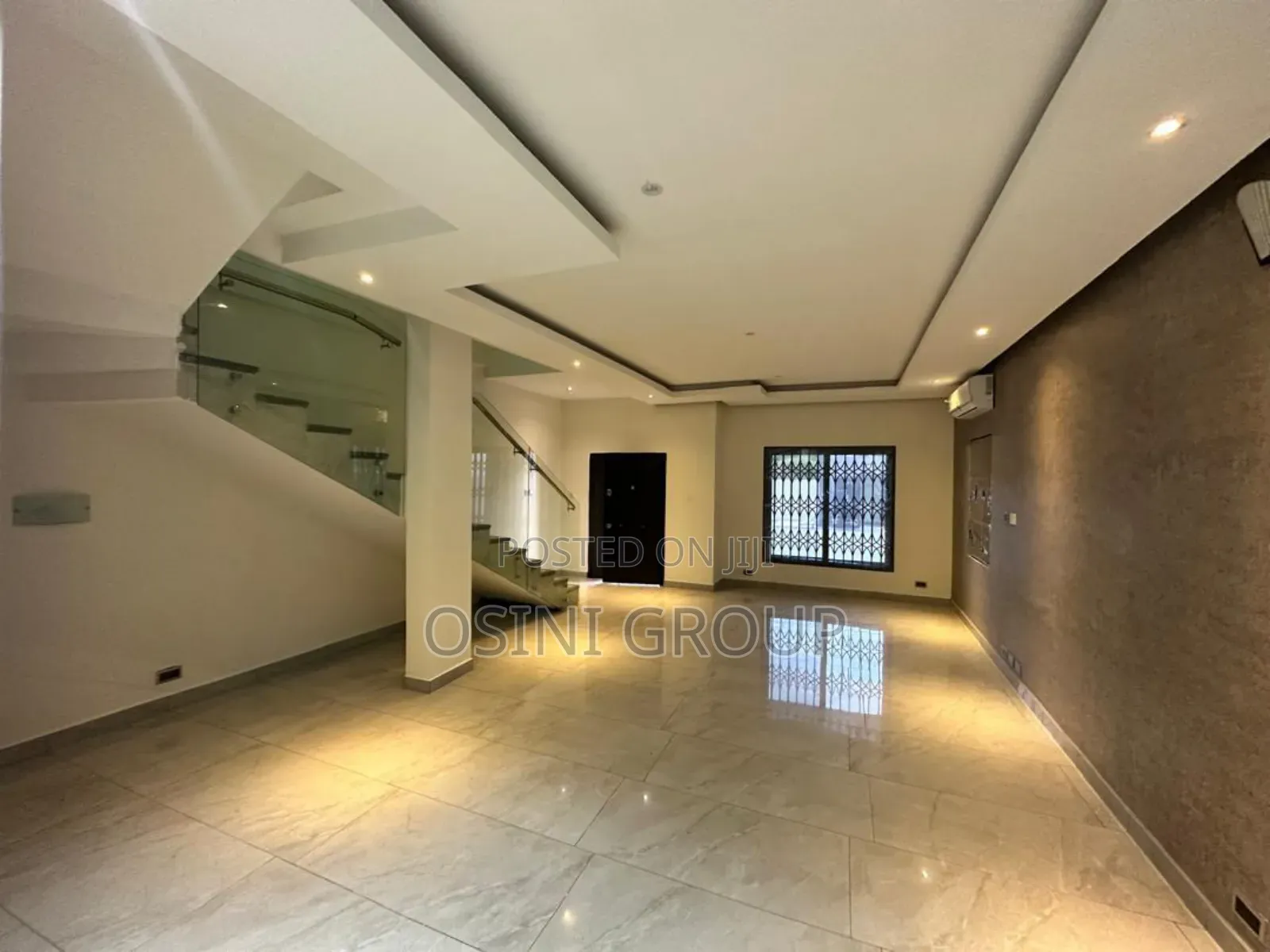 5bdrm Townhouse / Terrace in East Legon for rent