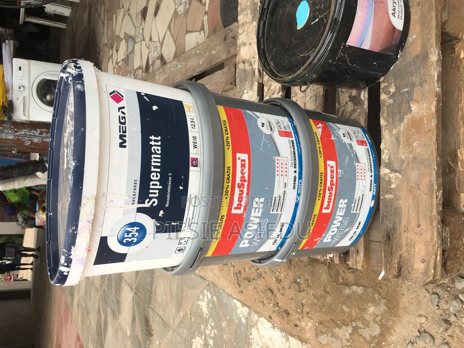 Colorant and Acrylic Paint