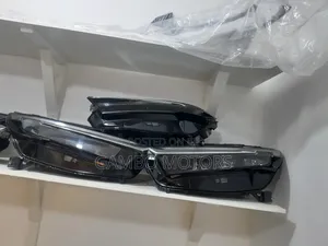Honda C-Rv 2023 Headlight Home Used