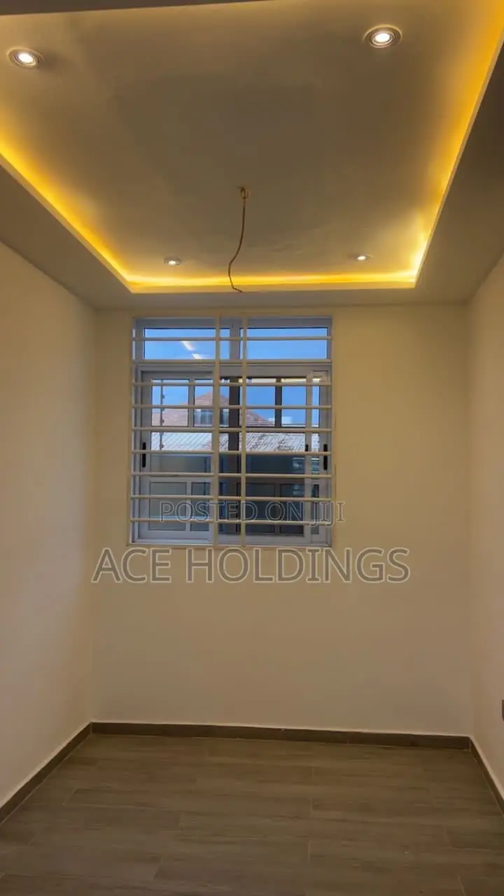 2bdrm Apartment in Tse Addo, Tseaddo for rent