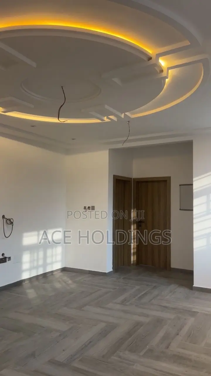 2bdrm Apartment in Tse Addo, Tseaddo for rent