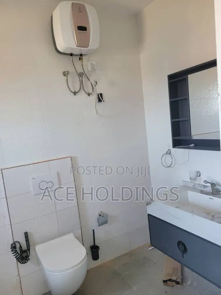 3bdrm Apartment in Tse Addo, Tseaddo for rent
