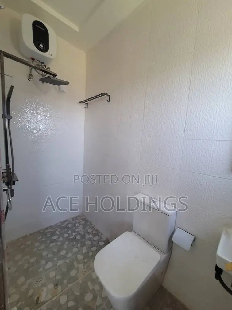 3bdrm Apartment in Tse Addo, Tseaddo for rent