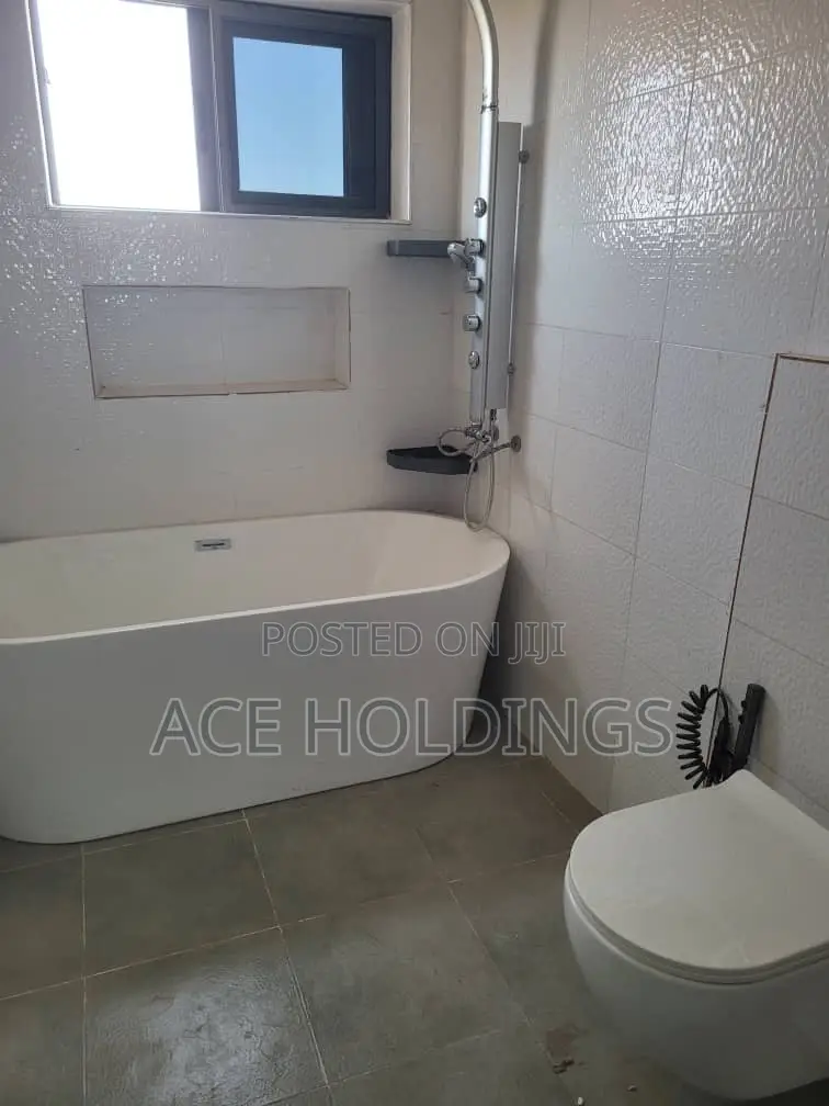 3bdrm Apartment in Tse Addo, Tseaddo for rent