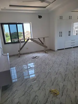 3bdrm Apartment in Tse Addo, Tseaddo for rent
