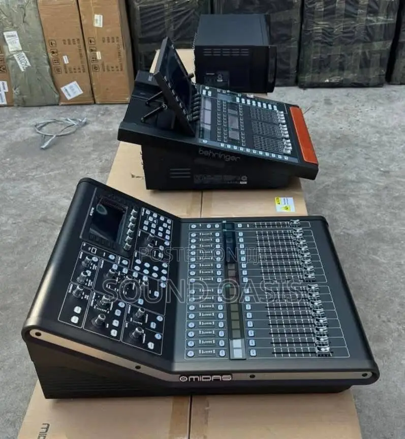 Midas M32r Live 40-channel Digital Mixer