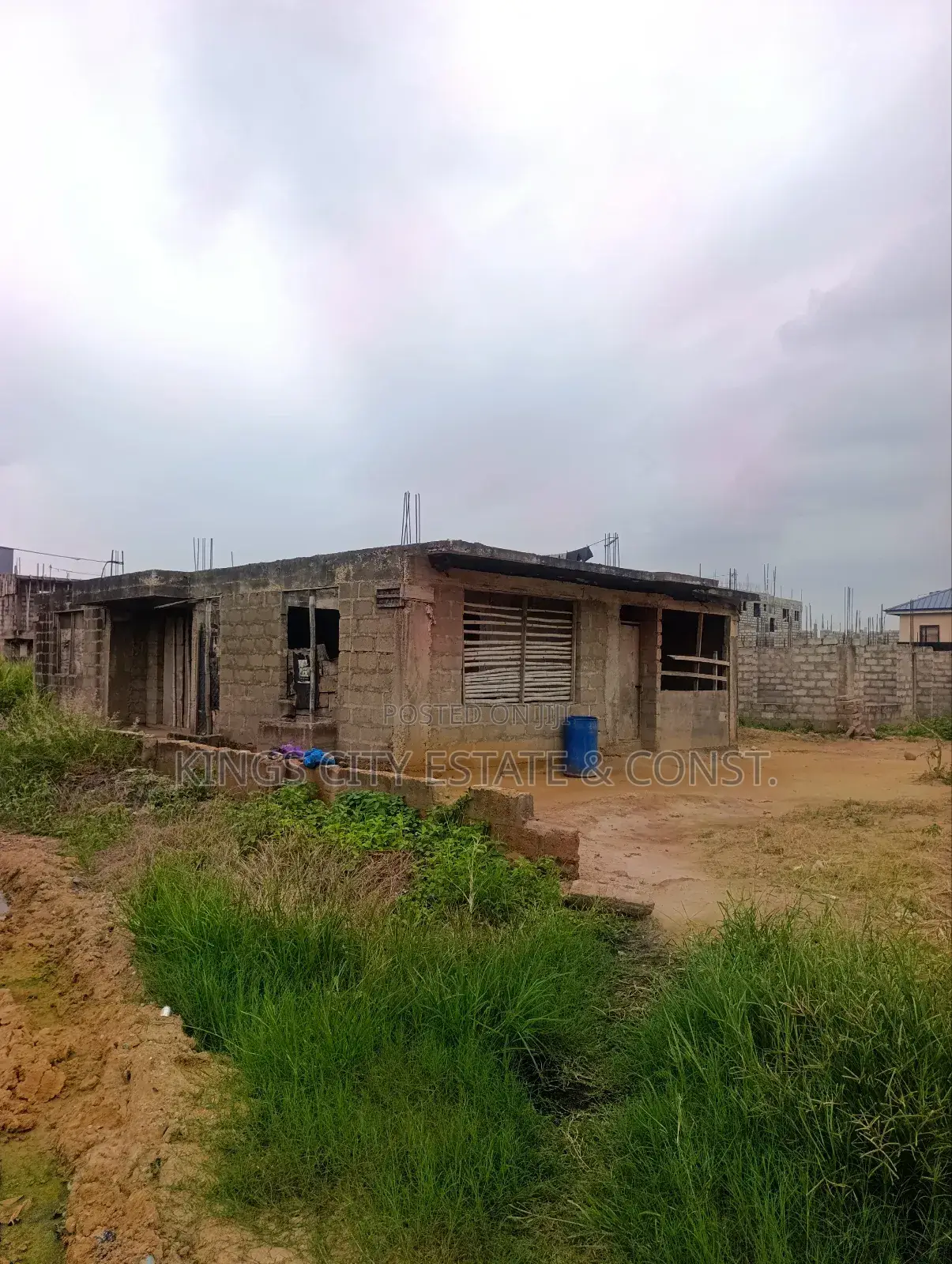 4bdrm House in Kings City Estate, Ablekuma for sale