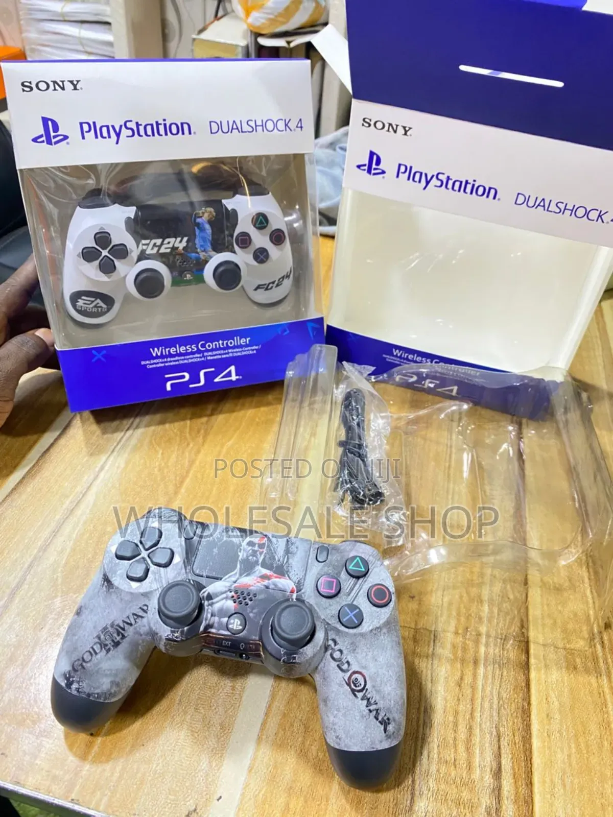 Ps4 ( Play Station 4 Controller)
