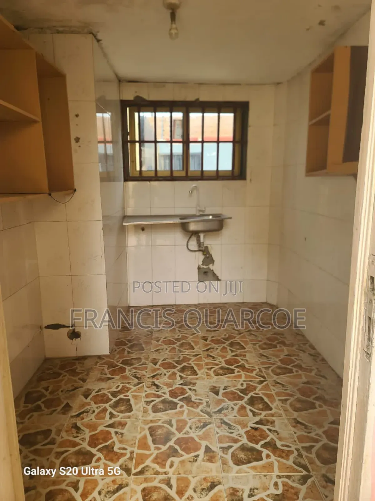1bdrm Apartment in Francis Quarcoe, Dome for rent