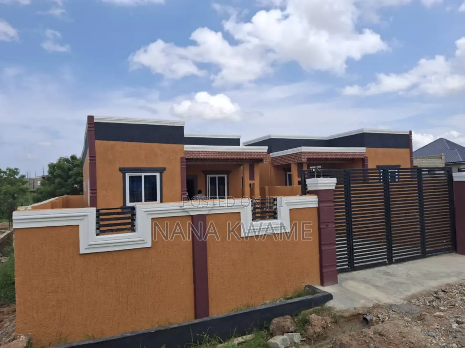 2bdrm House in Hallway Estate, Pokuase for sale