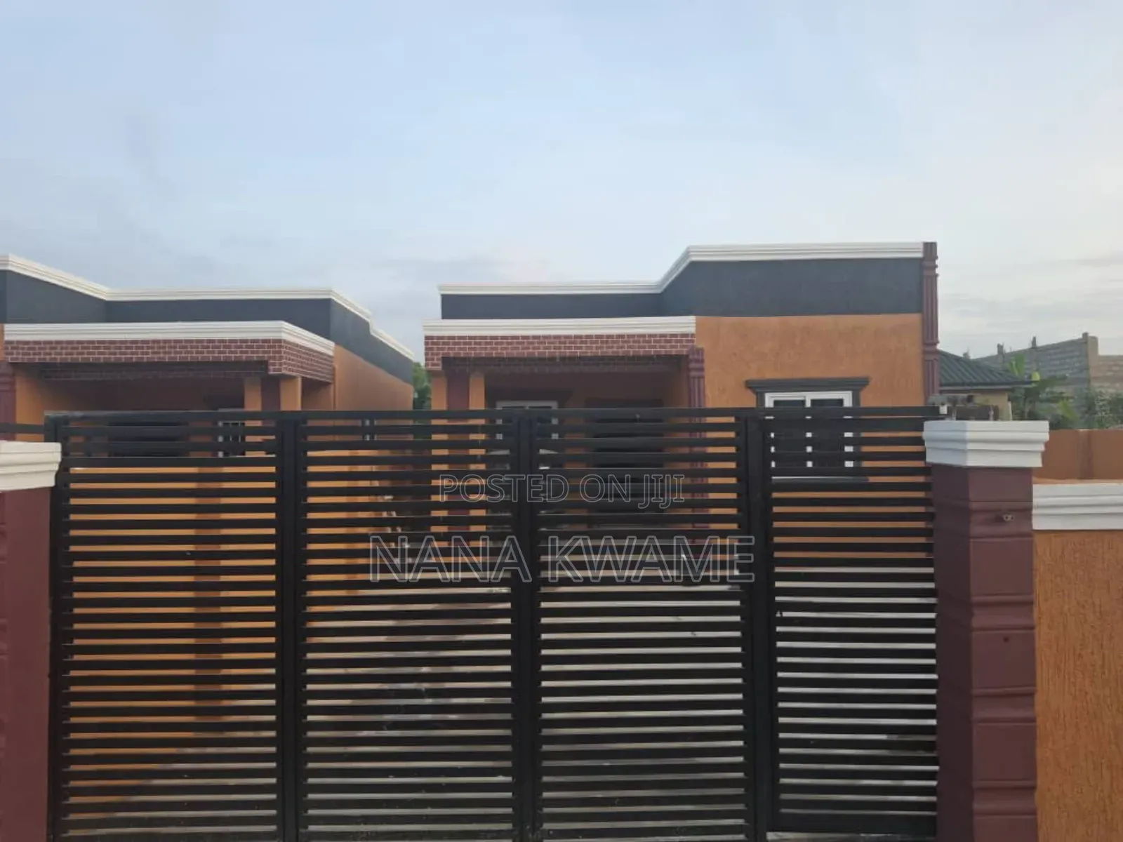 2bdrm House in Hallway Estate, Pokuase for sale