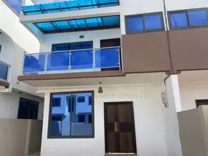 3bdrm House in Ayi Mensa, Adenta for sale