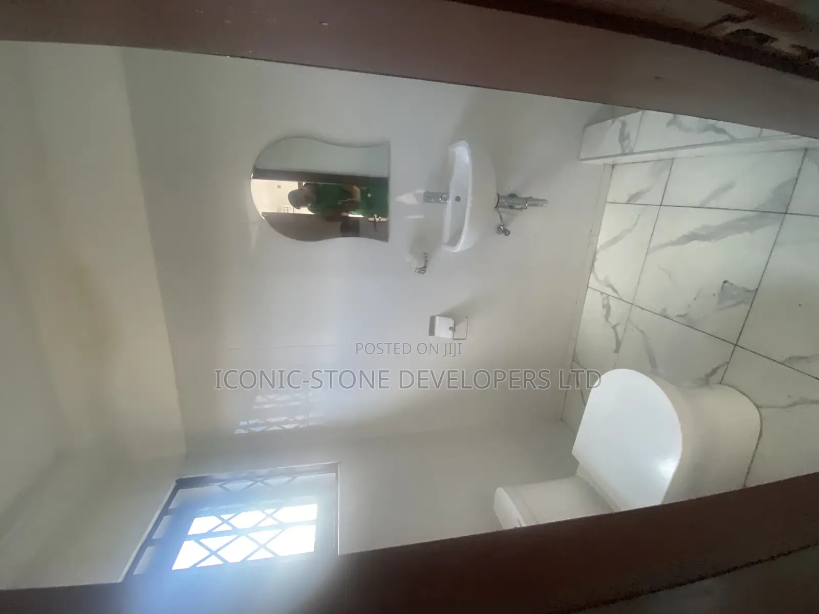 3bdrm House in Ayi Mensa, Adenta for sale