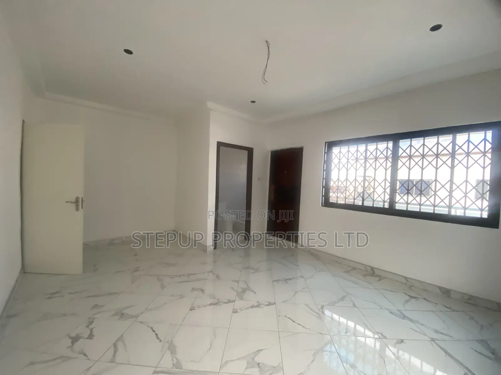 3bdrm House in Ayi Mensa, Adenta for sale