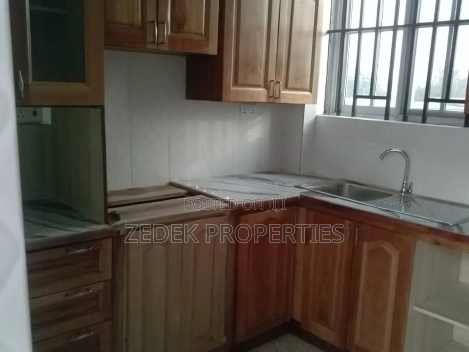4bdrm House in Kwabenya, Ashomang Estate for rent