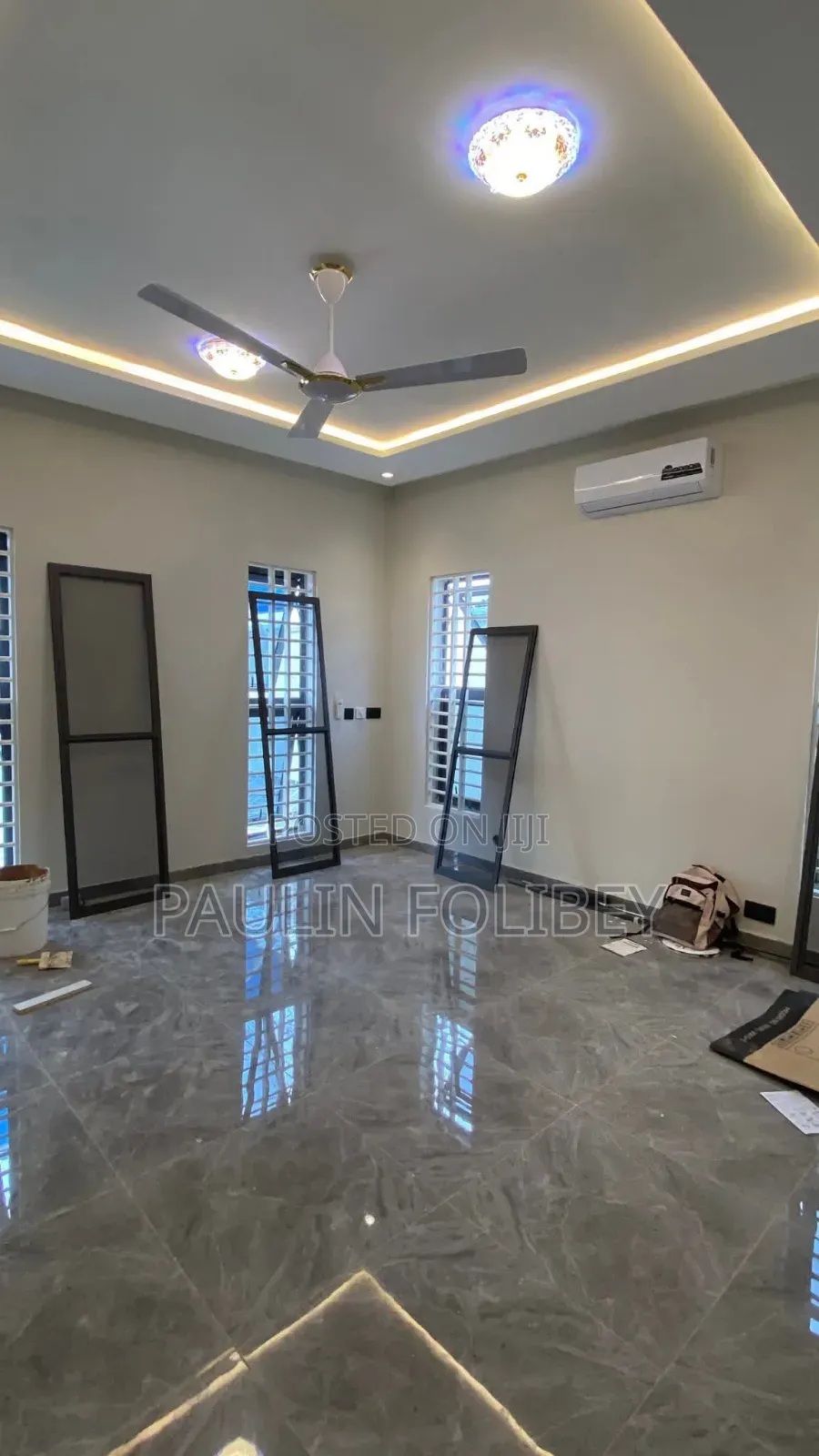 6bdrm House in Dg Properties, Kasoa for sale