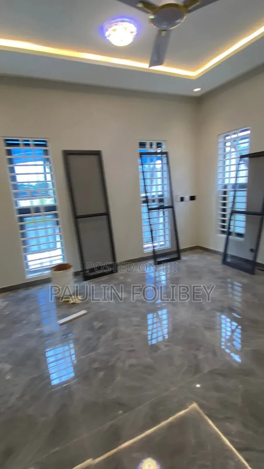 6bdrm House in Dg Properties, Kasoa for sale