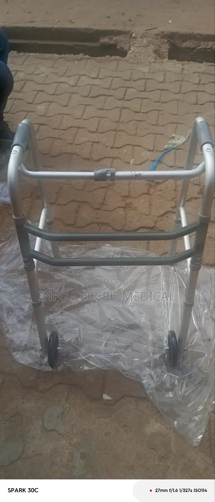 Walker With Wheels