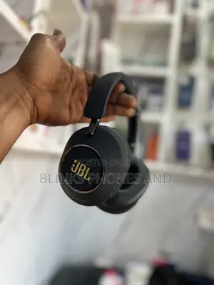 JBL Tune 960 Headphones