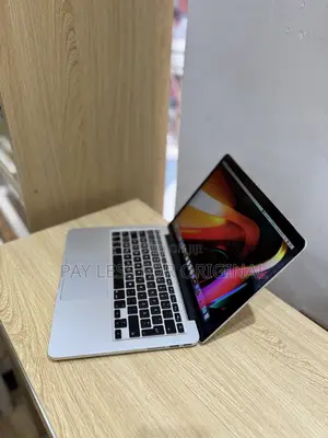 Laptop Apple MacBook Pro 8GB Intel Core i5 SSD 256GB