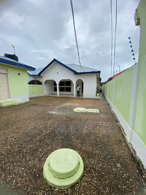 4bdrm House in E A Properties, Ability for sale