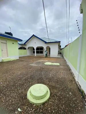4bdrm House in E A Properties, Ability for sale