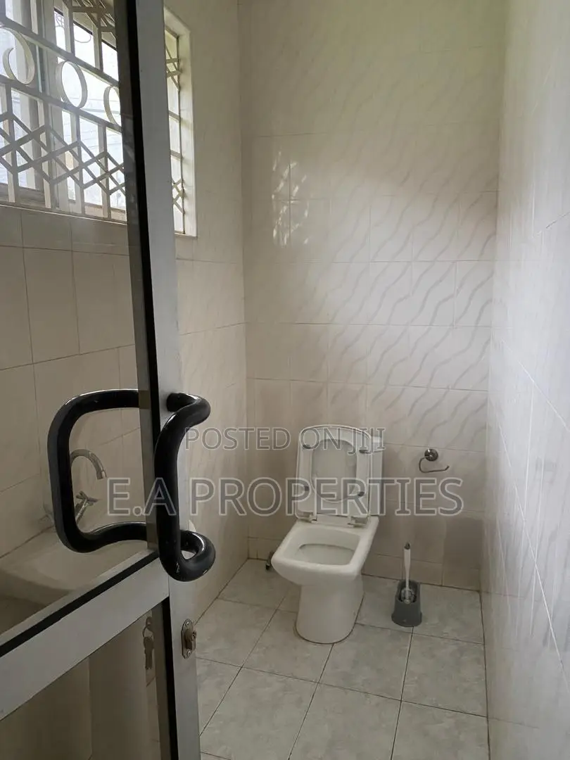 4bdrm House in E A Properties, Ability for sale