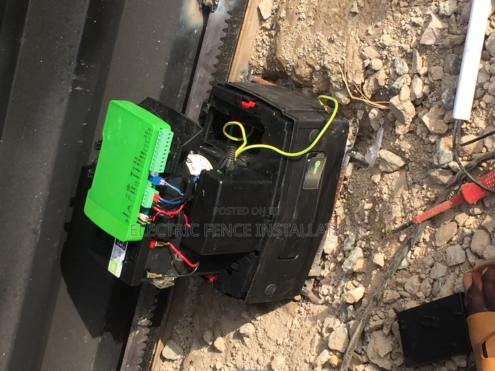 Remote Control Gate Motor Installer