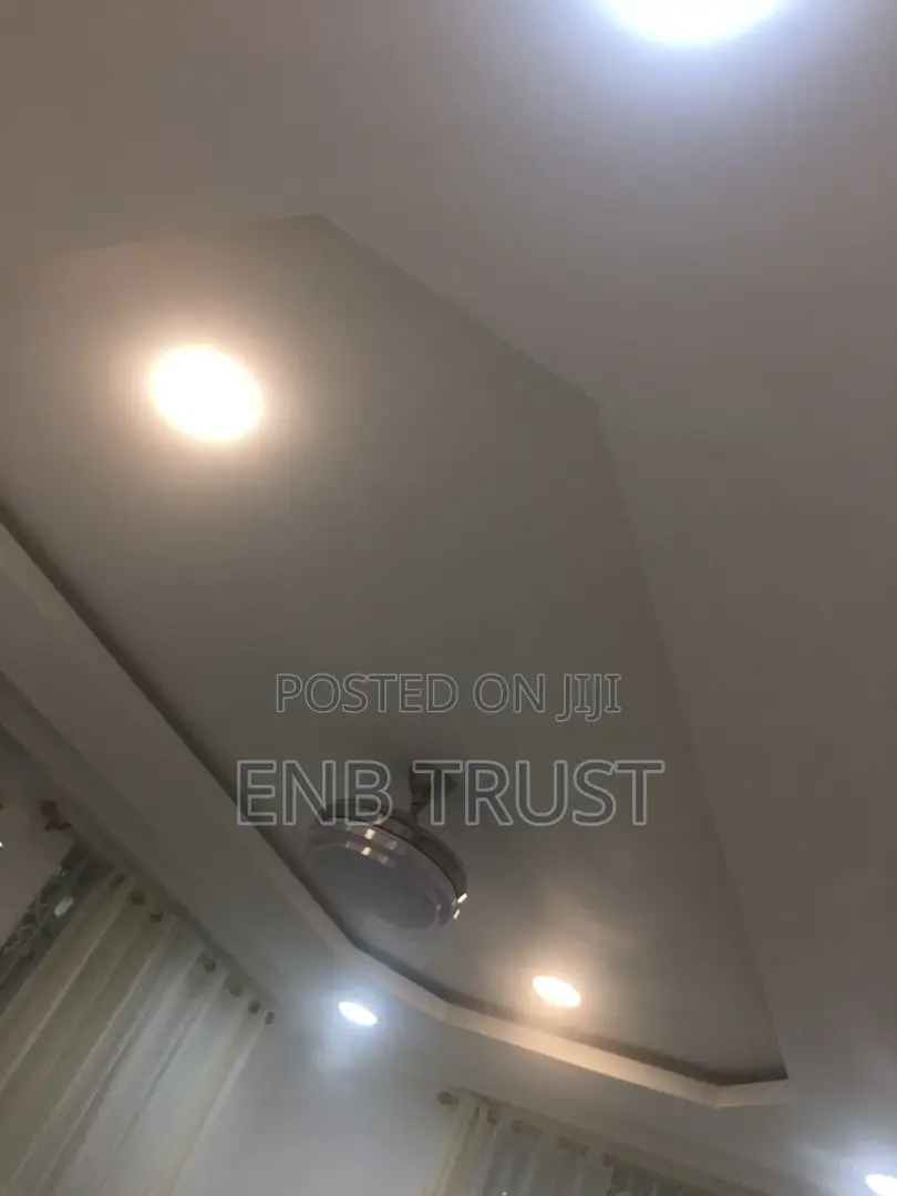4bdrm House in Ablekuma, Olebu for sale