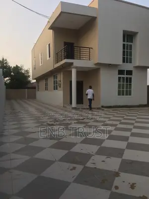 4bdrm House in Ablekuma, Olebu for sale