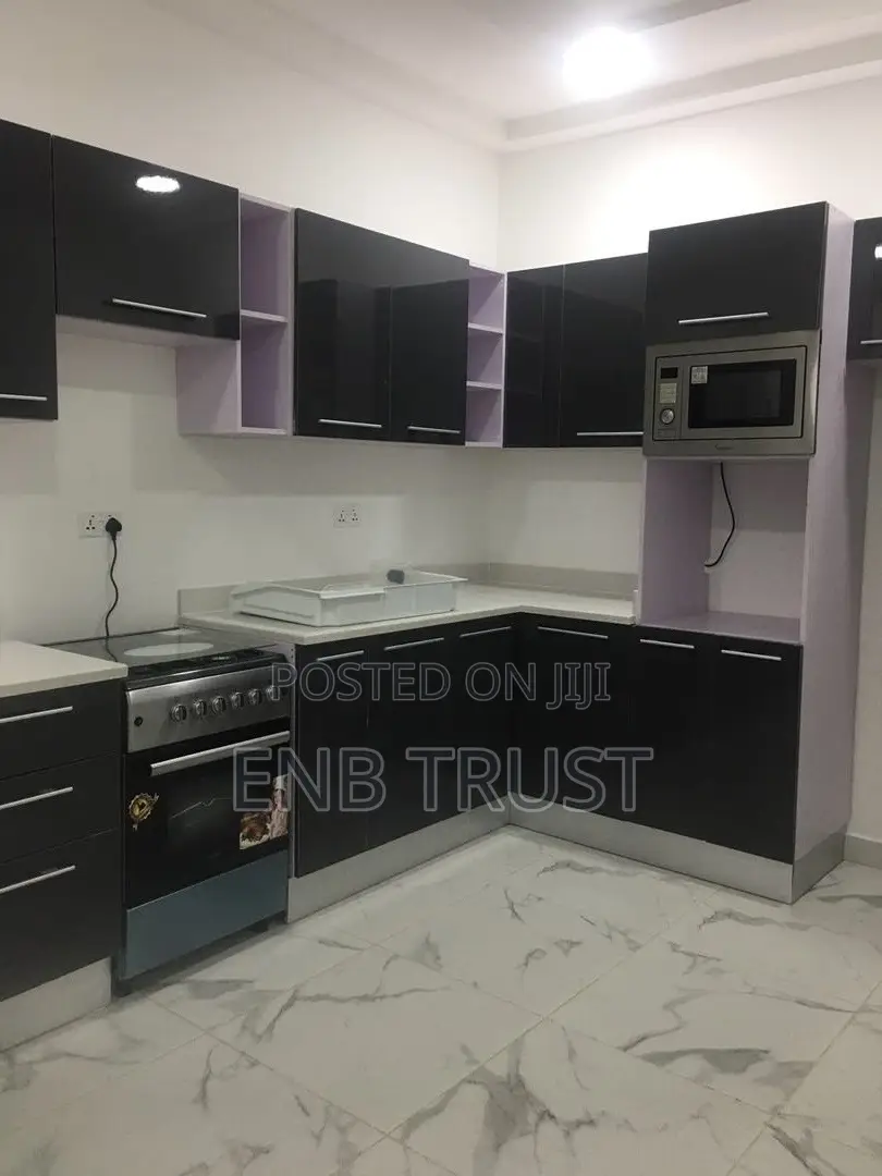 4bdrm House in Ablekuma, Olebu for sale