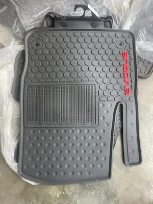 Range Rover Evoque Floor Mats (Carpets)