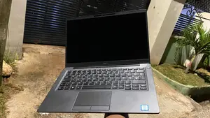 Photo - Laptop Dell Latitude 7400 8GB Intel Core I7 SSD 256GB